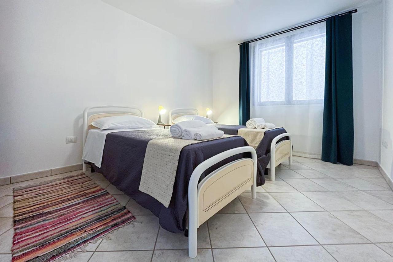 Relax E Spazio A Due Passi Dal Mare มารีนา ดี มันกาแวร์ซา ภายนอก รูปภาพ